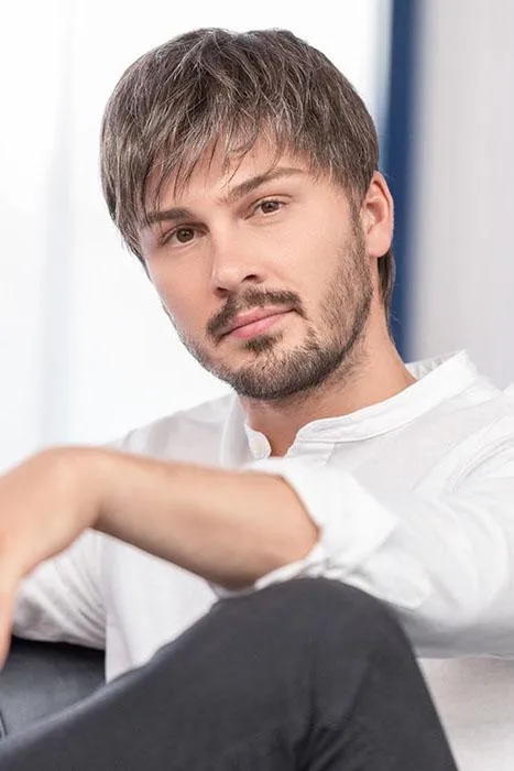 Ellen Wille Wigs - Roger 5 Stars