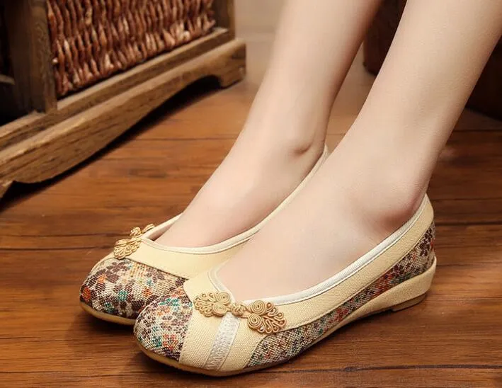 Flower Embroidery Canvas Linen Shoes