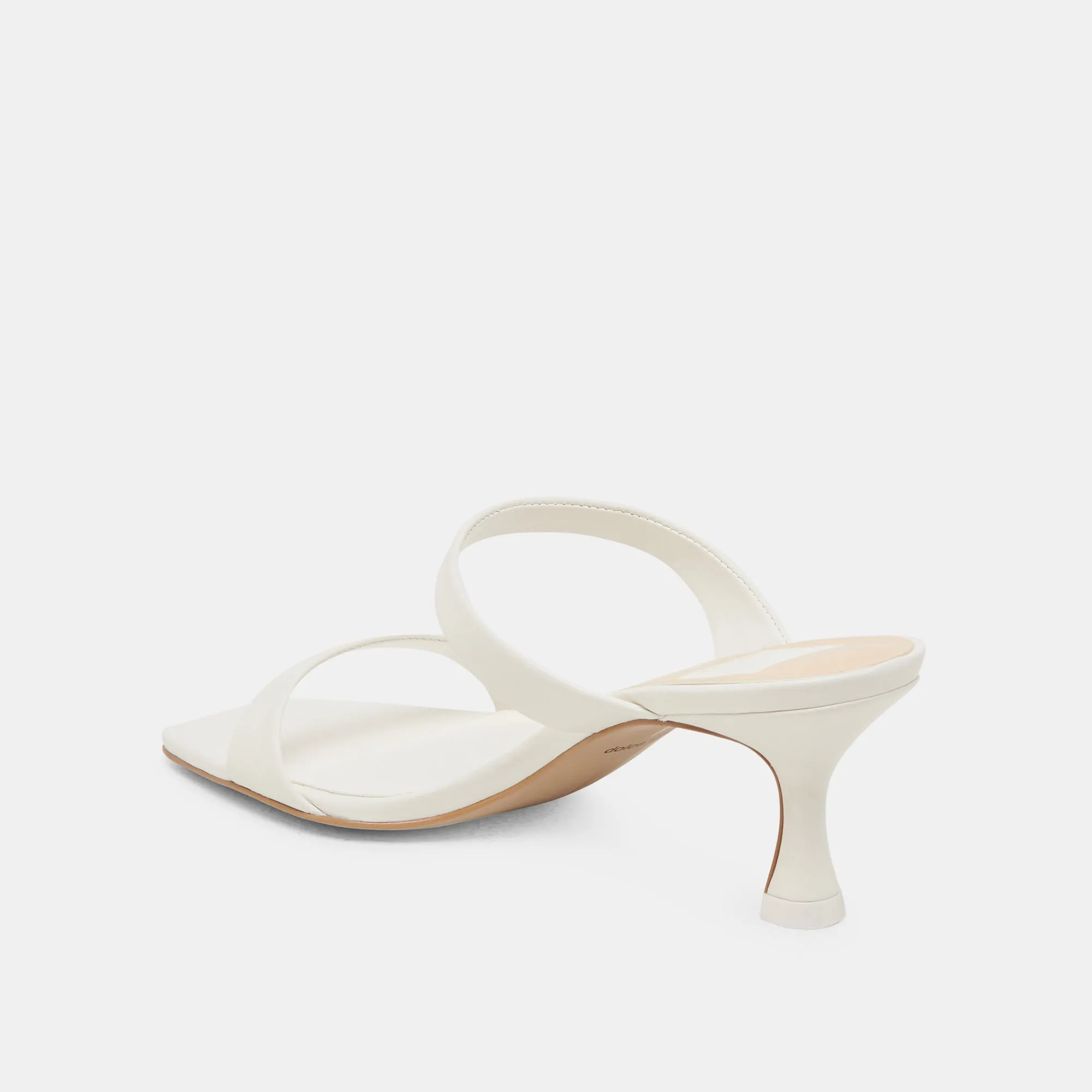 GENORA WIDE HEELS WHITE LEATHER