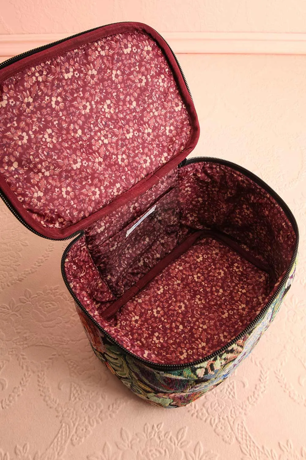 OIivette | Floral Jacquard Make-Up Bag