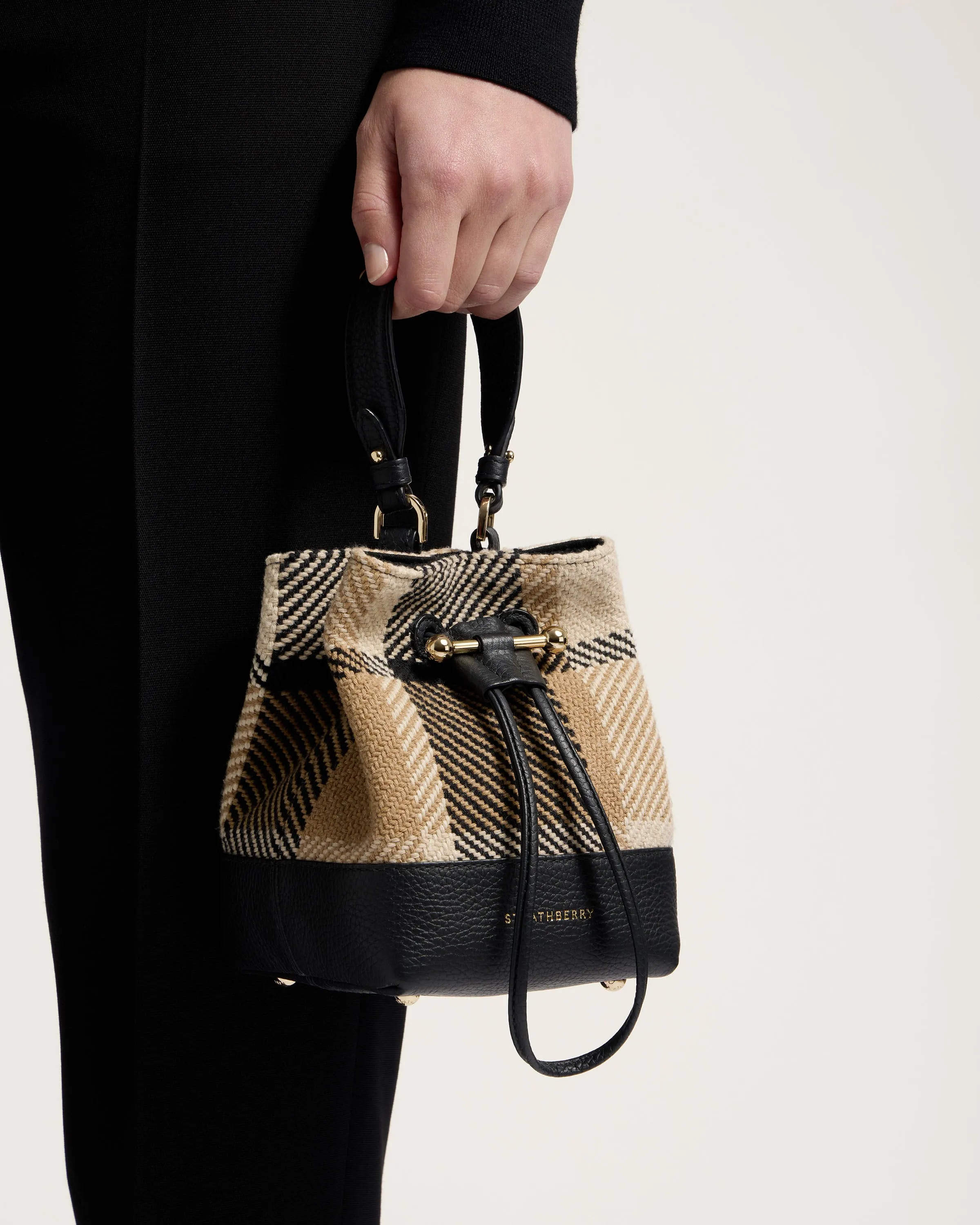 Osette - Black/Camel Tartan