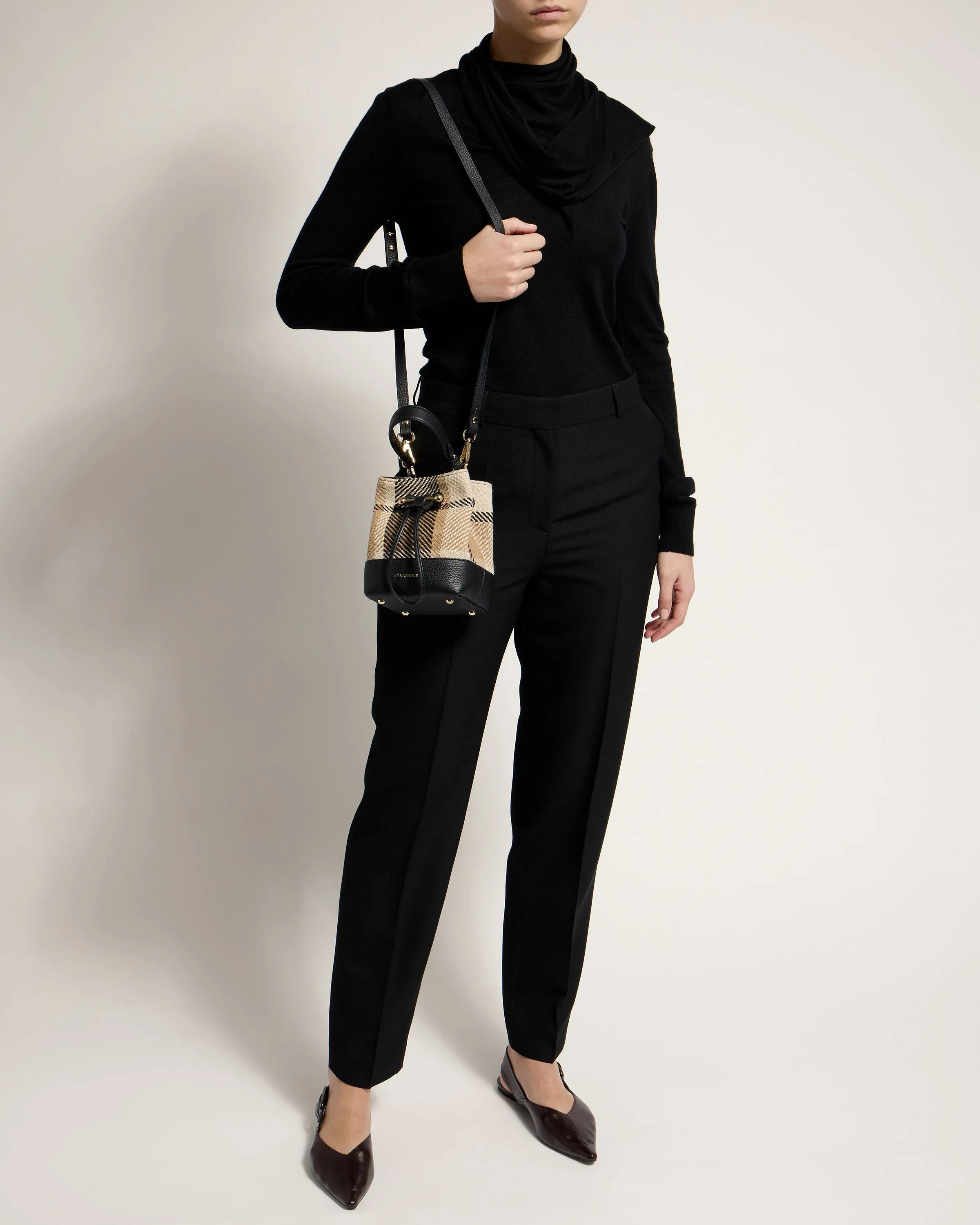Osette - Black/Camel Tartan