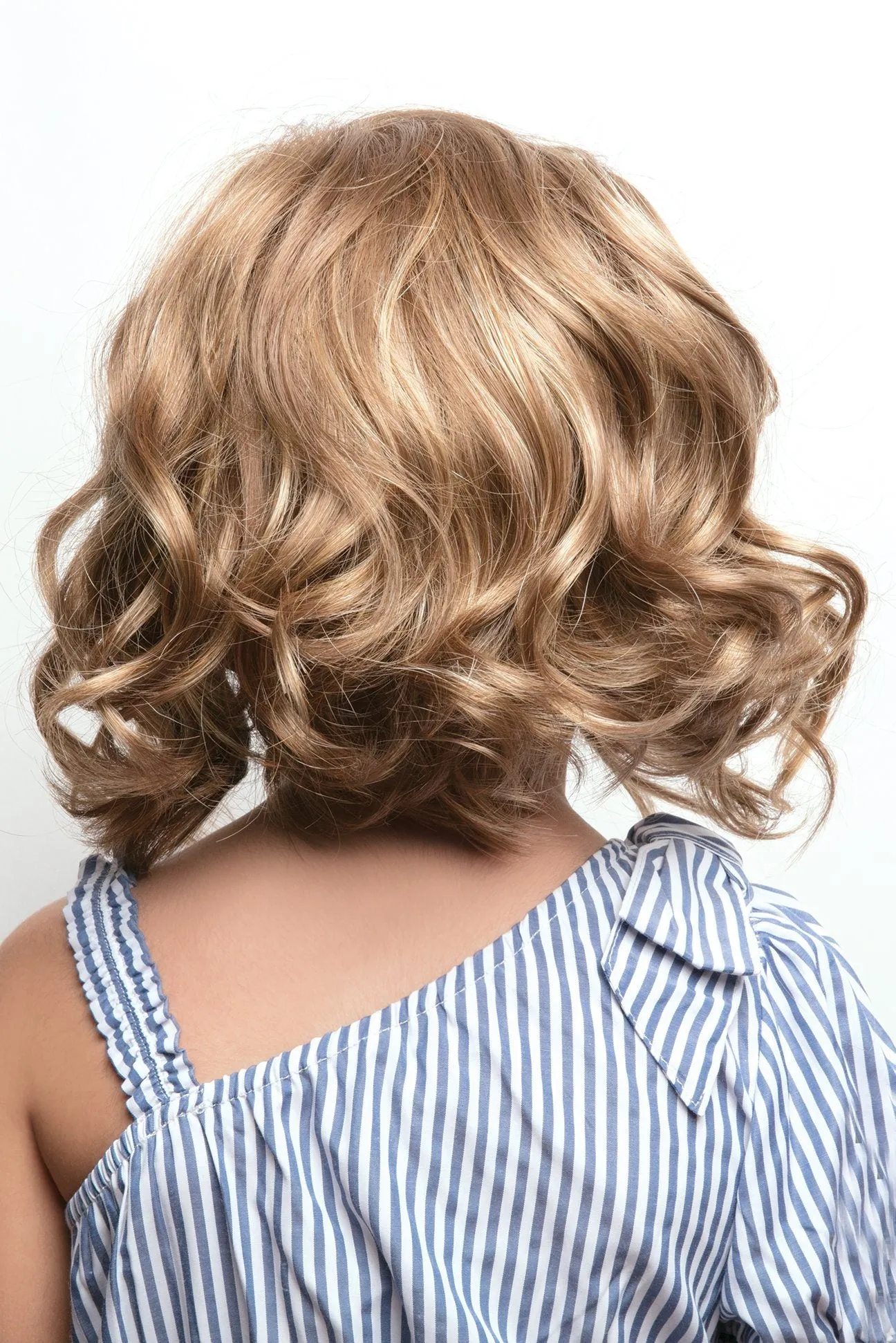Sale - XBC - Amore Wigs - Elsie #4209 - Color: Medium Brown