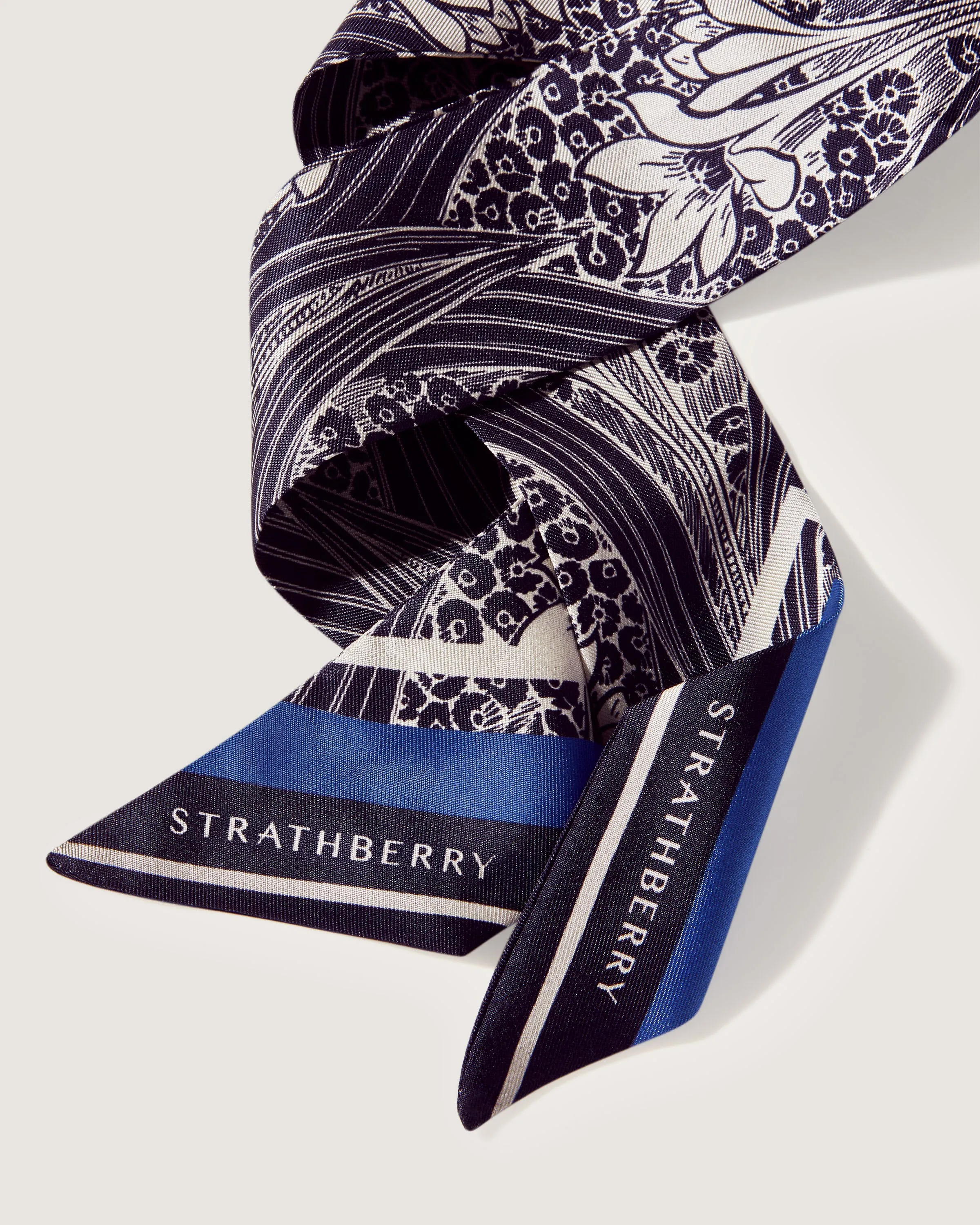 Silk Skinny Scarf - Wallpaper Navy/Vanilla