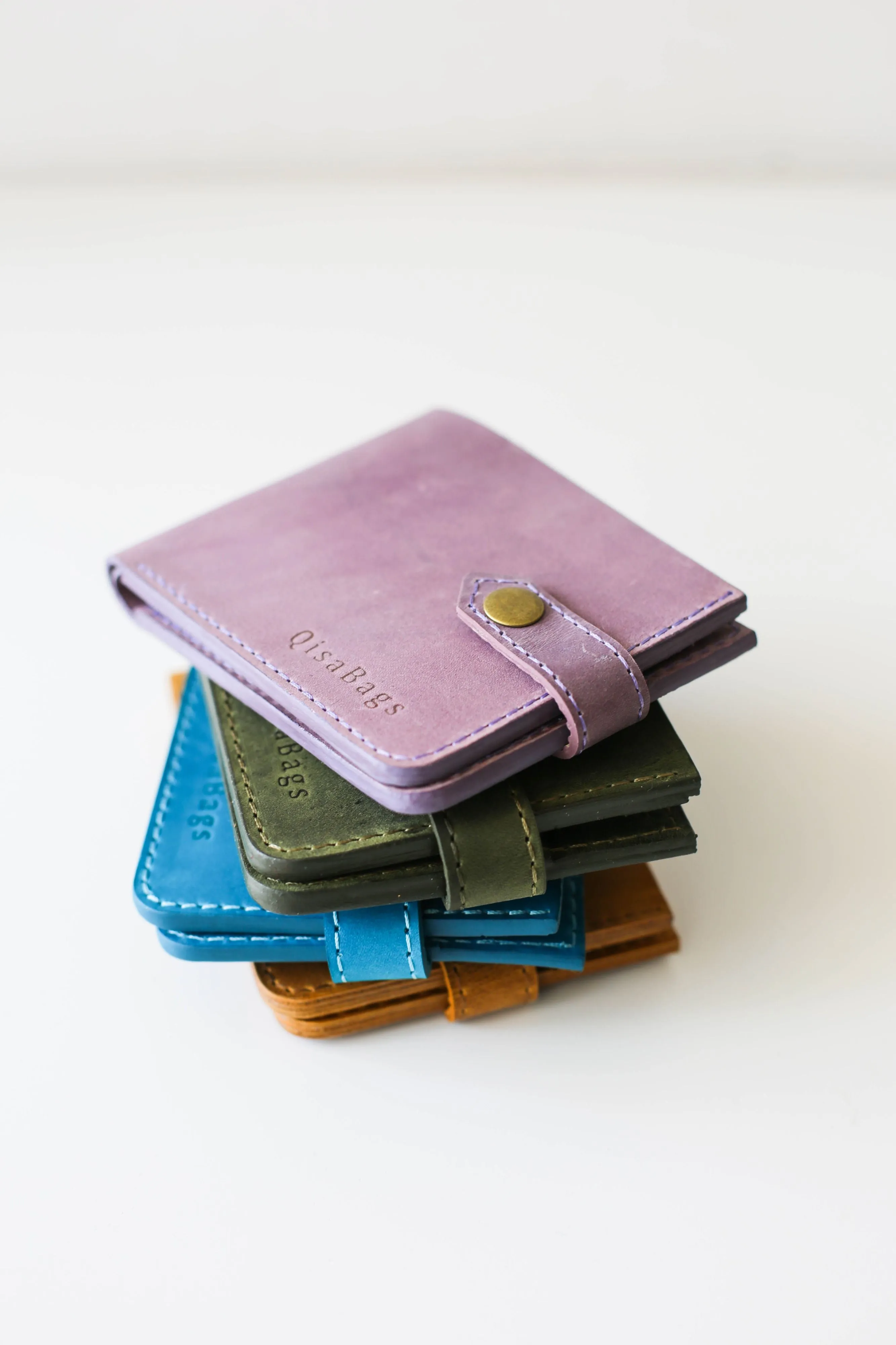 Small Bifold leather Wallet - Lilac