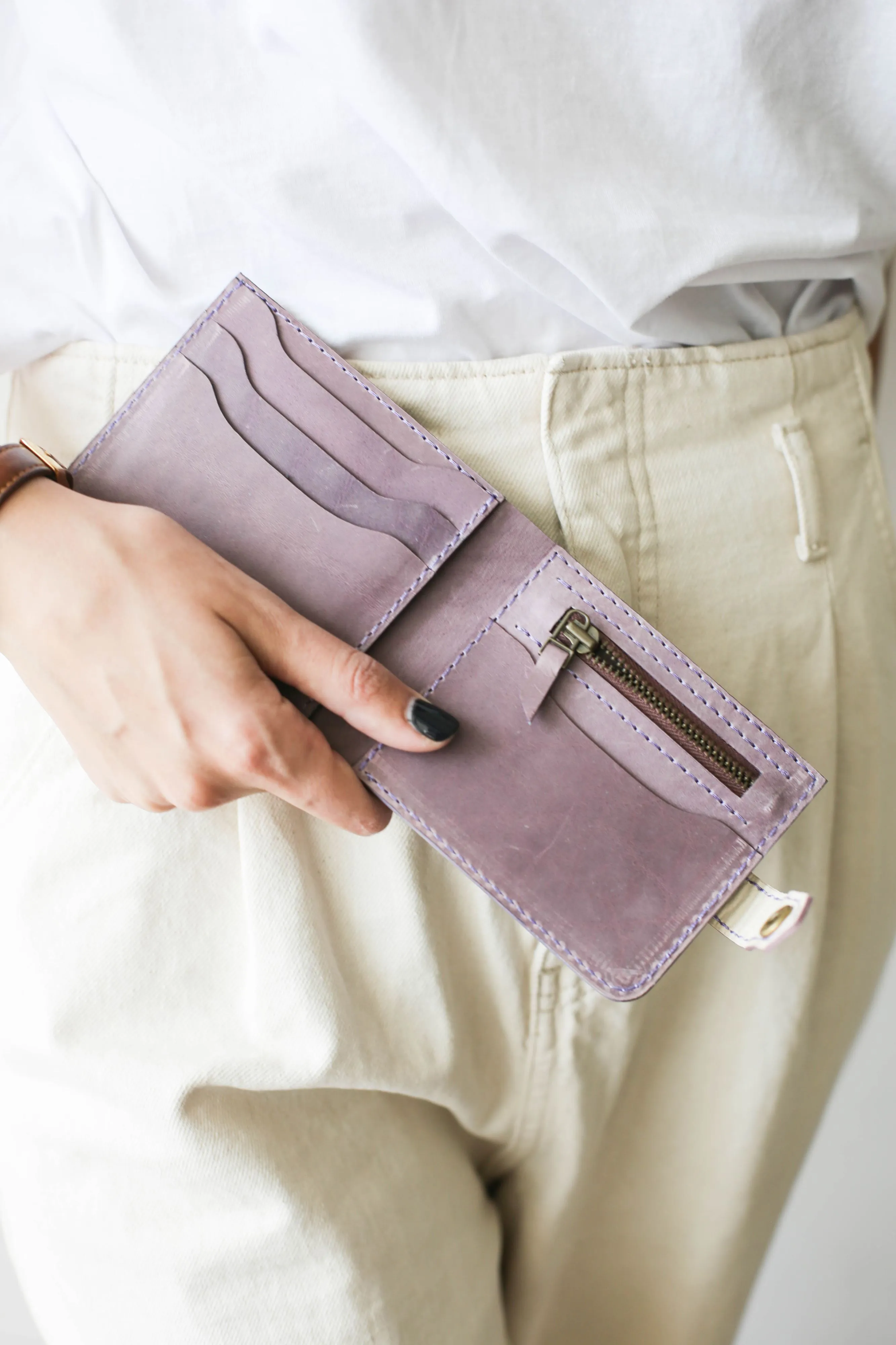 Small Bifold leather Wallet - Lilac