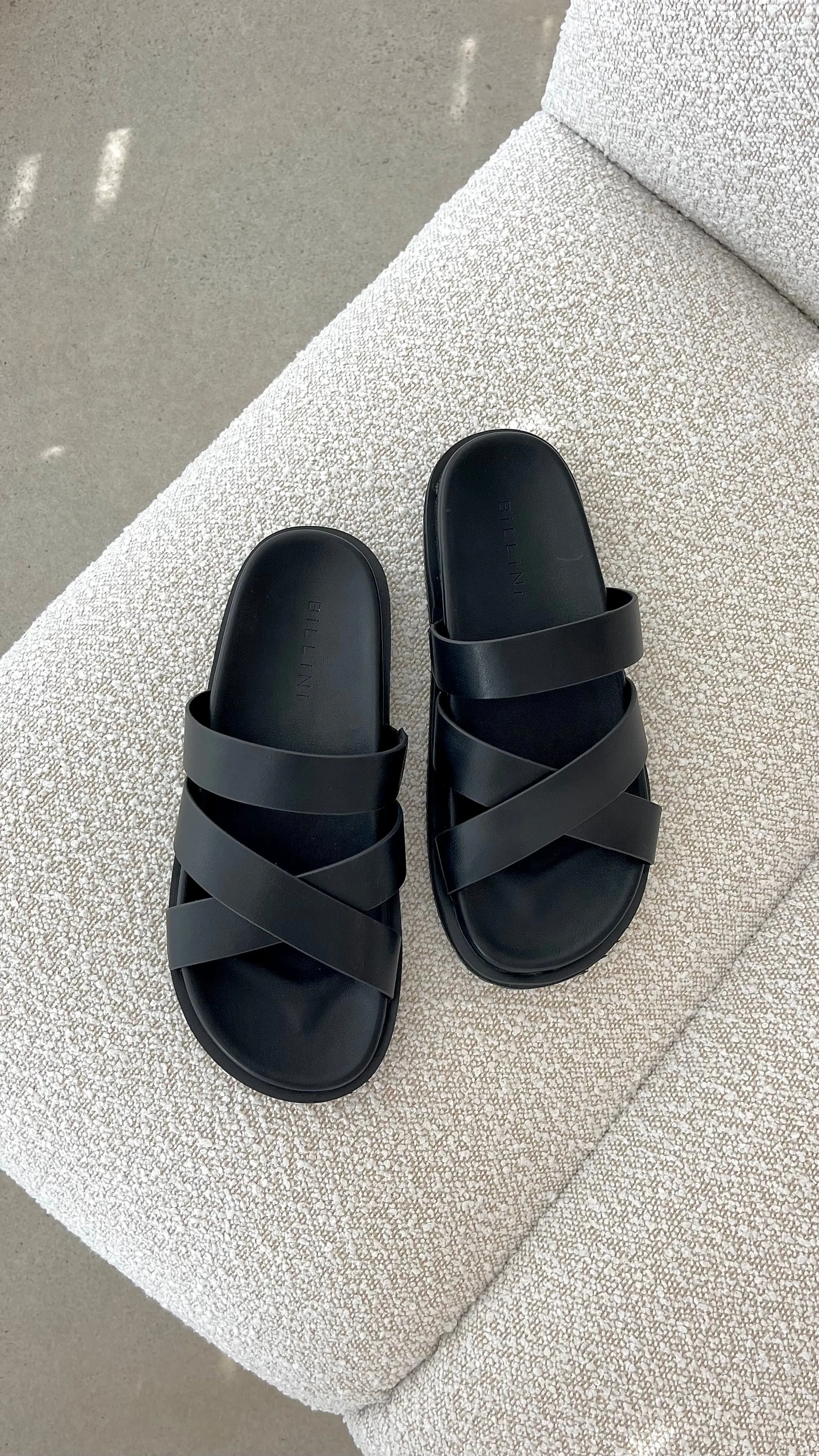 Teddi Slide - Black