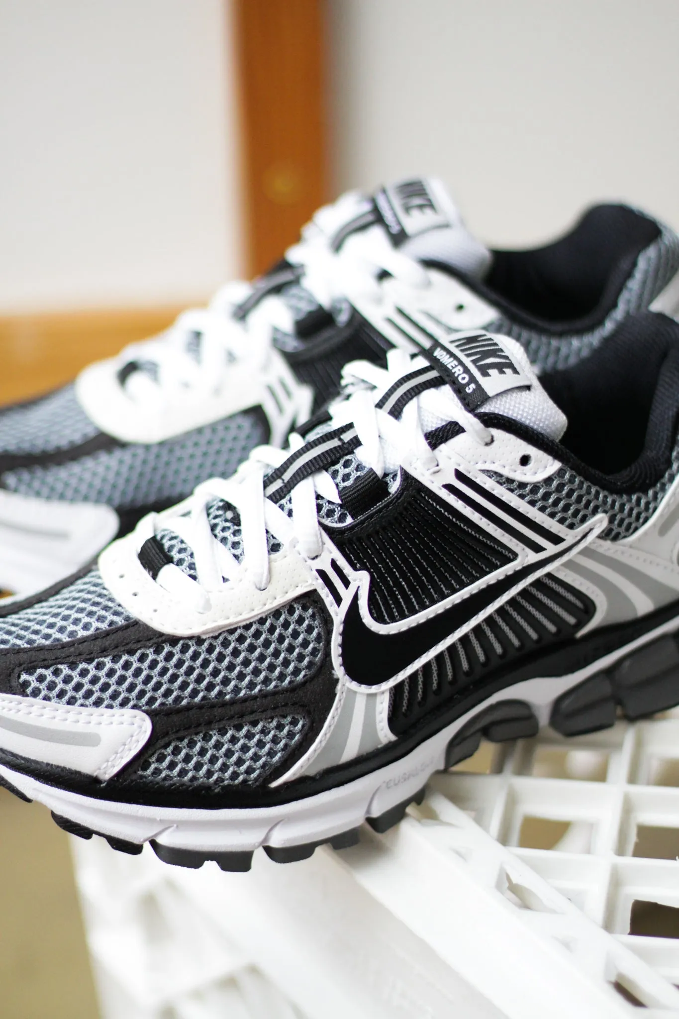 ZOOM VOMERO 5 SP DARK GREY